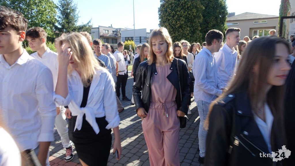 Uczniowie powitali rok szkolny 2022/23 w powiecie koneckim [wideo, zdjęcia]