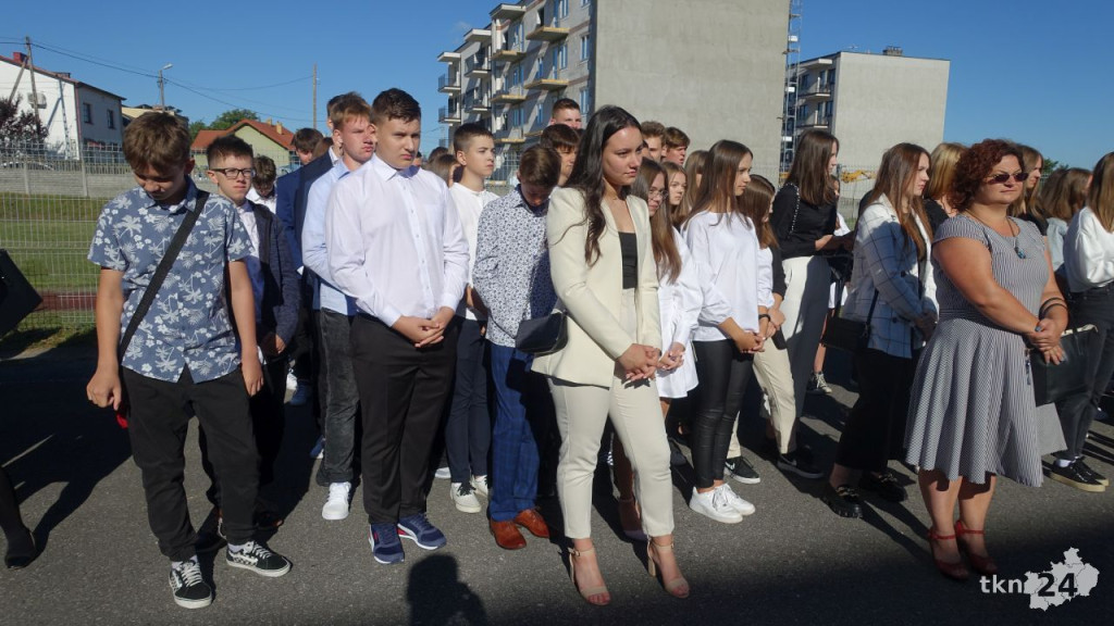 Uczniowie powitali rok szkolny 2022/23 w powiecie koneckim [wideo, zdjęcia]