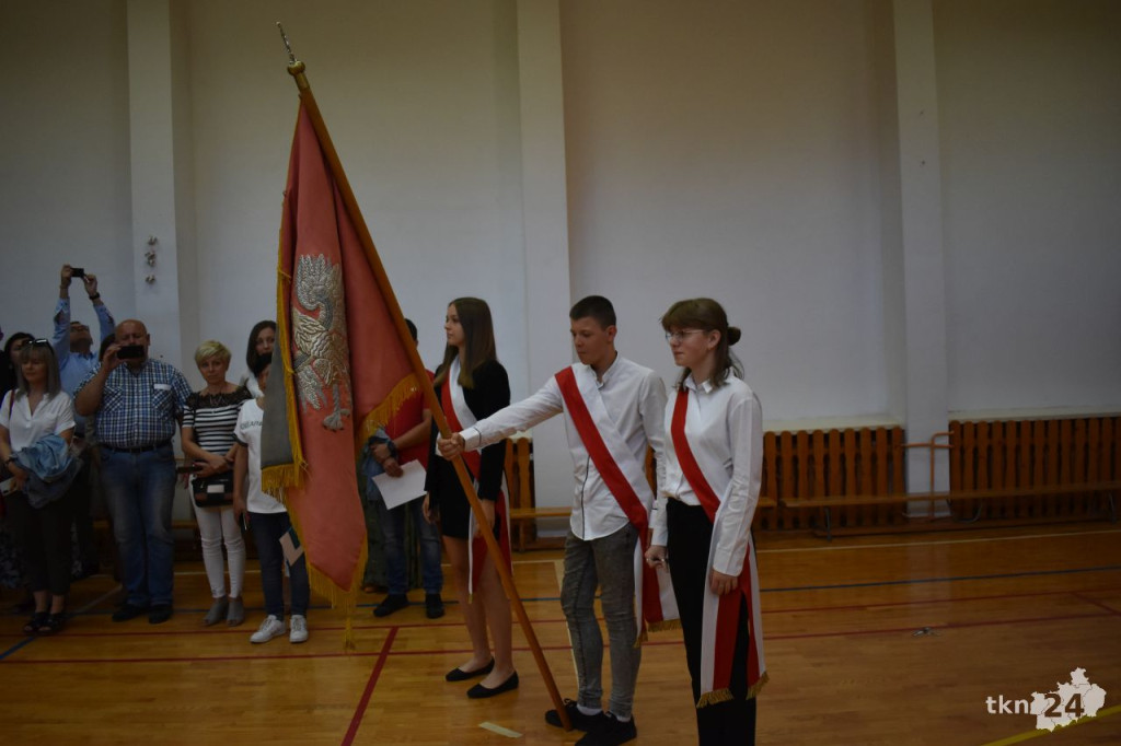 Uczniowie powitali rok szkolny 2022/23 w powiecie koneckim [wideo, zdjęcia]