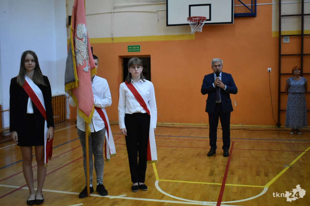 Uczniowie powitali rok szkolny 2022/23 w powiecie koneckim [wideo, zdjęcia]