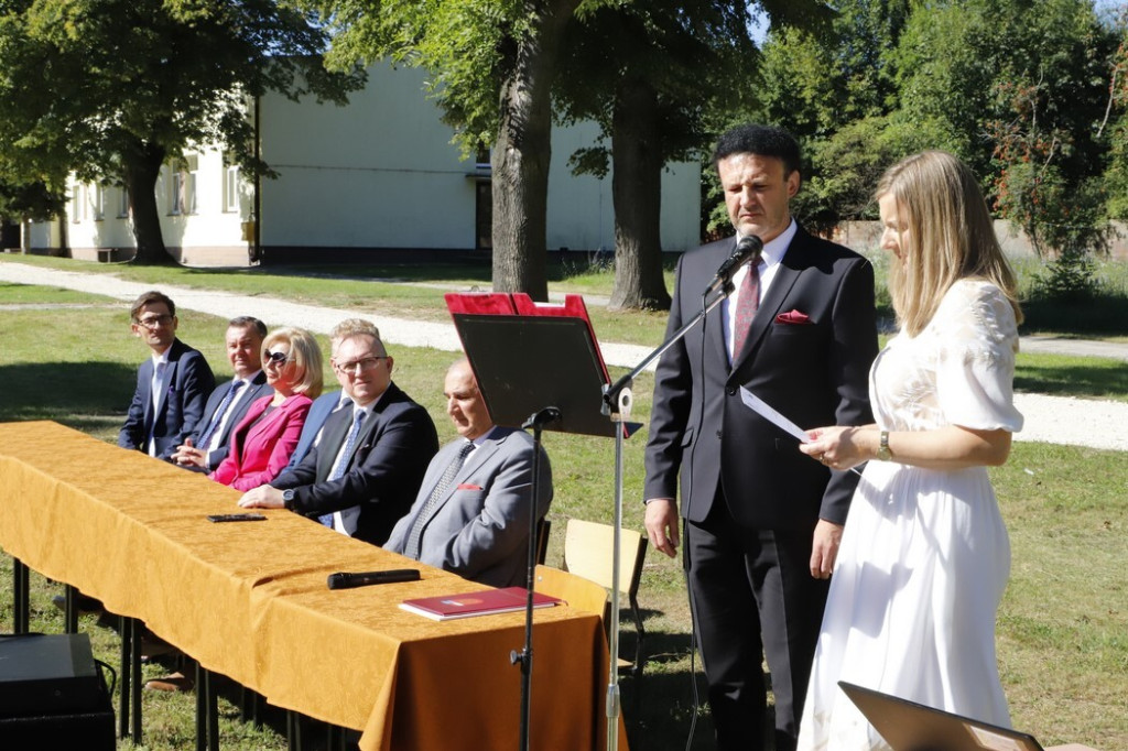 Uczniowie powitali rok szkolny 2022/23 w powiecie koneckim [wideo, zdjęcia]