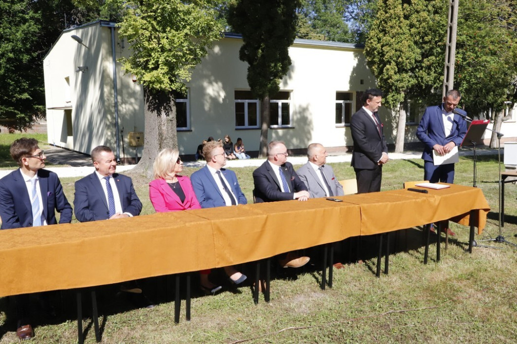 Uczniowie powitali rok szkolny 2022/23 w powiecie koneckim [wideo, zdjęcia]