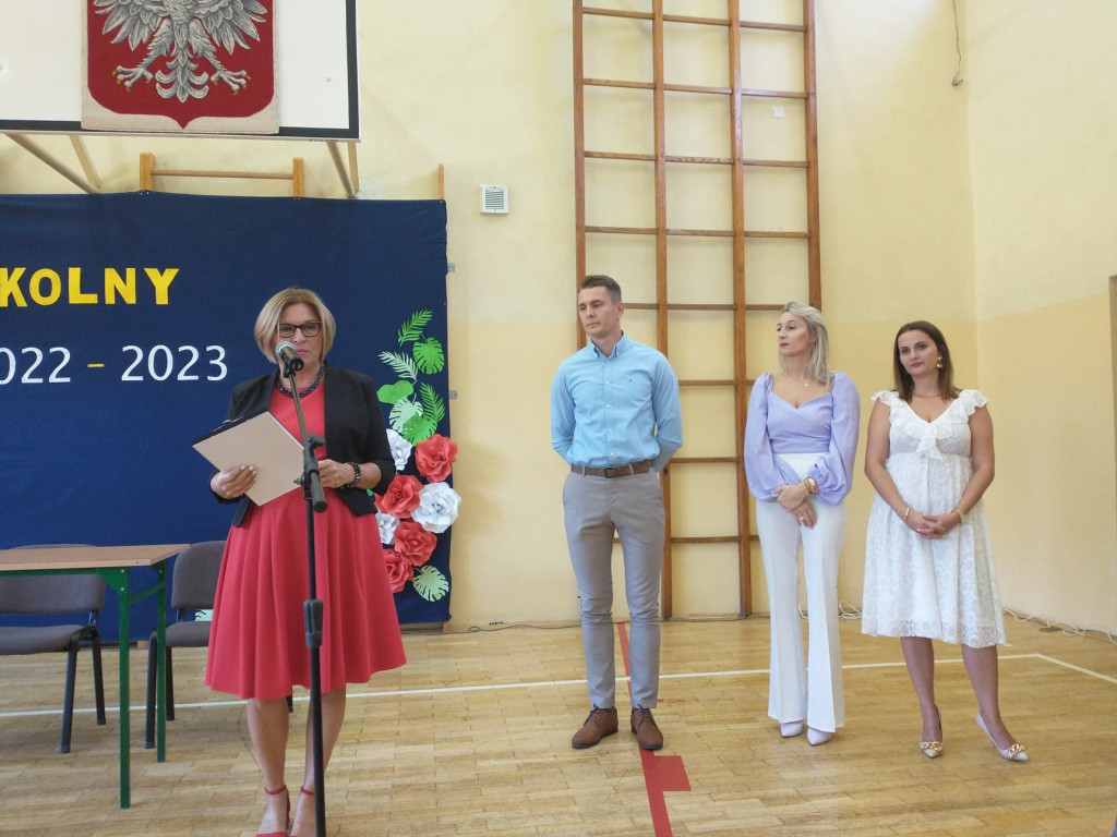 Uczniowie powitali rok szkolny 2022/23 w powiecie koneckim [wideo, zdjęcia]