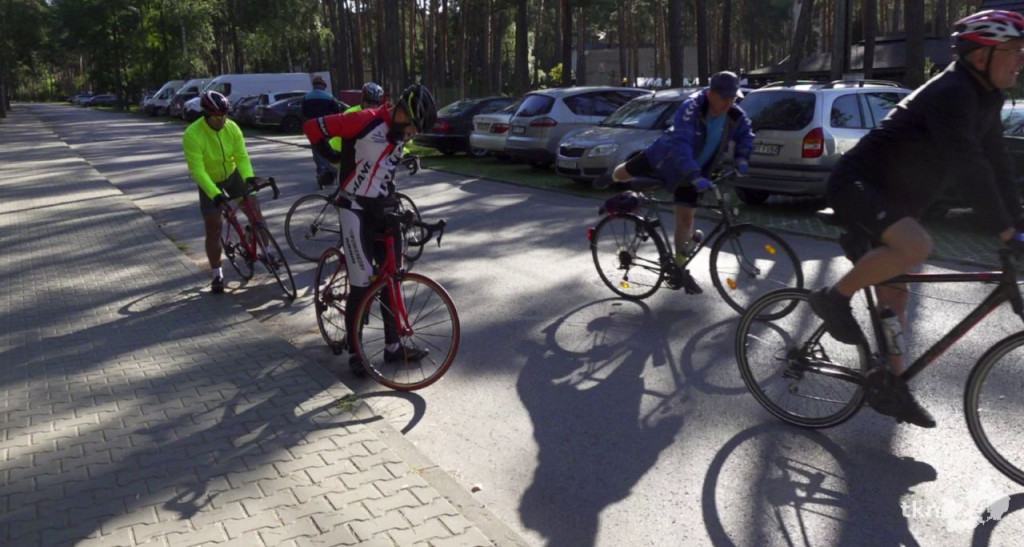 Blisko 200 cyklistów na trasie XXIX Koneckiego Rajdu Rowerowego [wideo, zdjęcia]