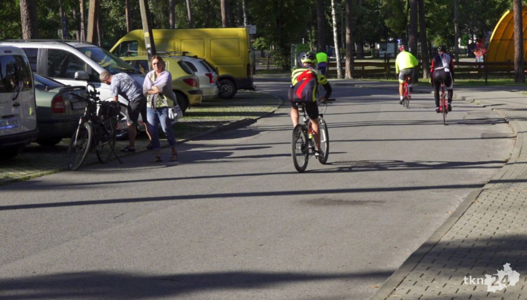 Blisko 200 cyklistów na trasie XXIX Koneckiego Rajdu Rowerowego [wideo, zdjęcia]