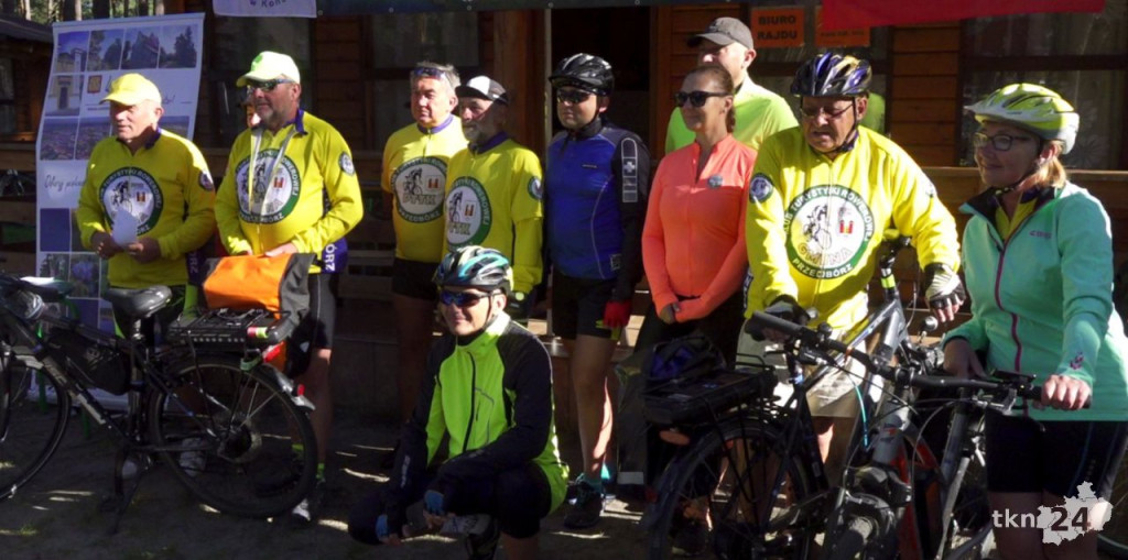 Blisko 200 cyklistów na trasie XXIX Koneckiego Rajdu Rowerowego [wideo, zdjęcia]