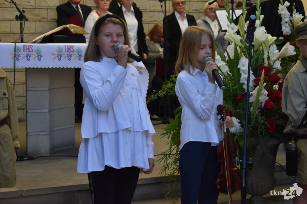 Muzyczna i pełna zadumy niedziela Koneckiego Września 2022 [wideo, zdjęcia]