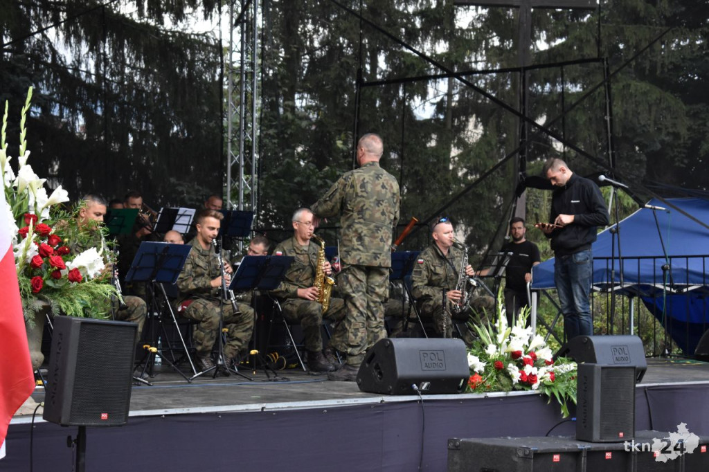 Muzyczna i pełna zadumy niedziela Koneckiego Września 2022 [wideo, zdjęcia]