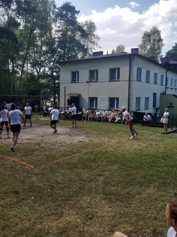 Grali w siatkówkę dla Andrieja [zdjęcia]