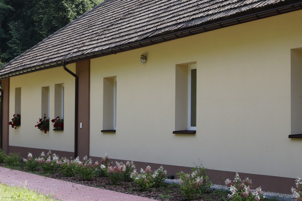 Remont elewacji w SOSW w Baryczy zakończony [zdjęcia]