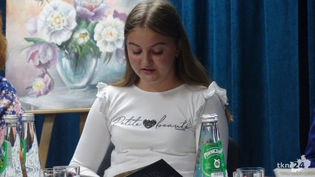 `Ballady i romanse` Mickiewicza czytano w Gowarczowie [wideo, zdjęcia]
