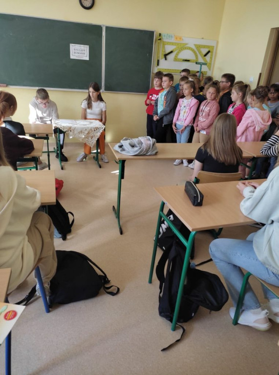 11. Narodowe czytanie w Szkole Podstawowej w Królewcu [Zdjęcia]