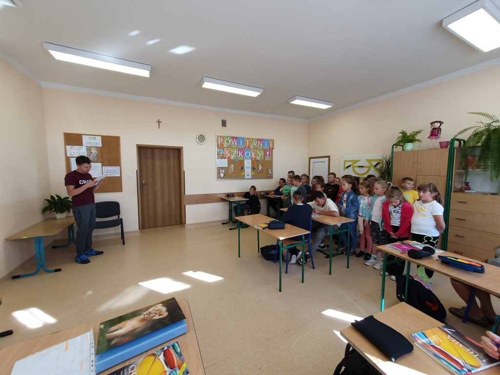 11. Narodowe czytanie w Szkole Podstawowej w Królewcu [Zdjęcia]