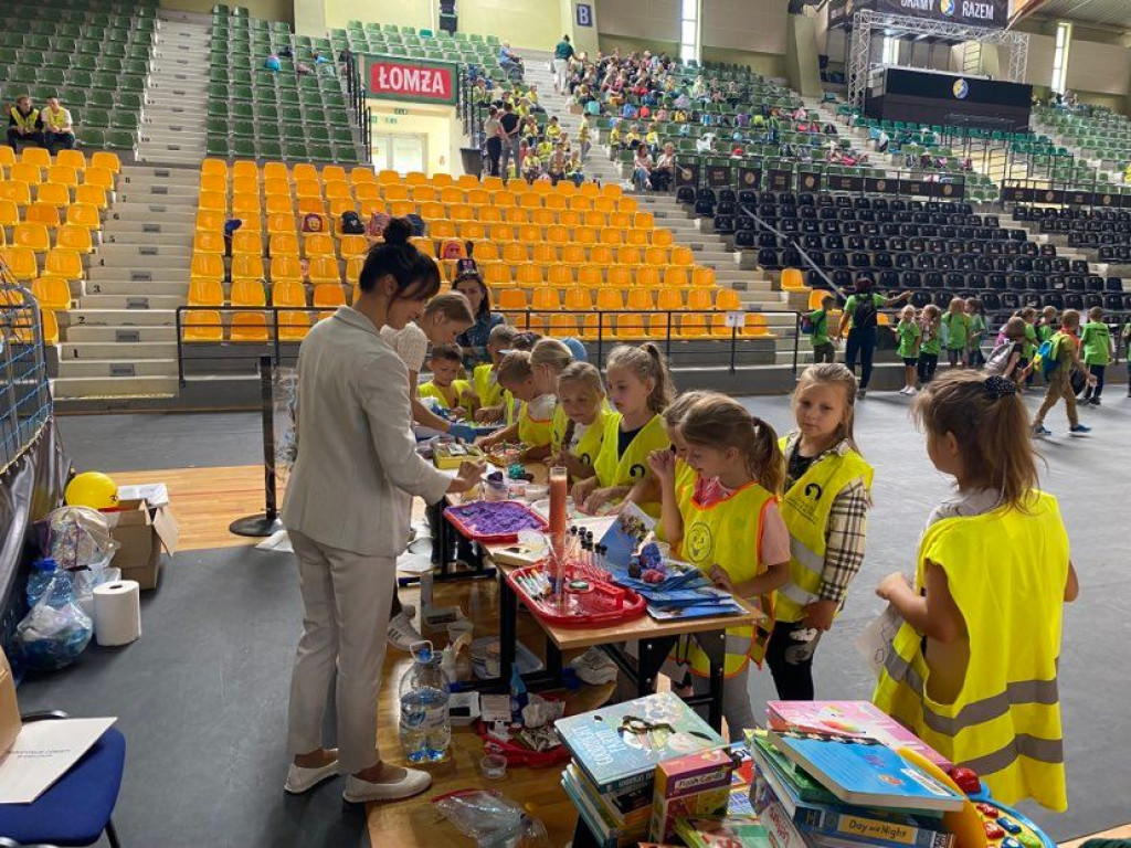 SP w Królewcu uczestniczyła w XIII spotkaniu `Kochane Pierwszaki` w Kielcach