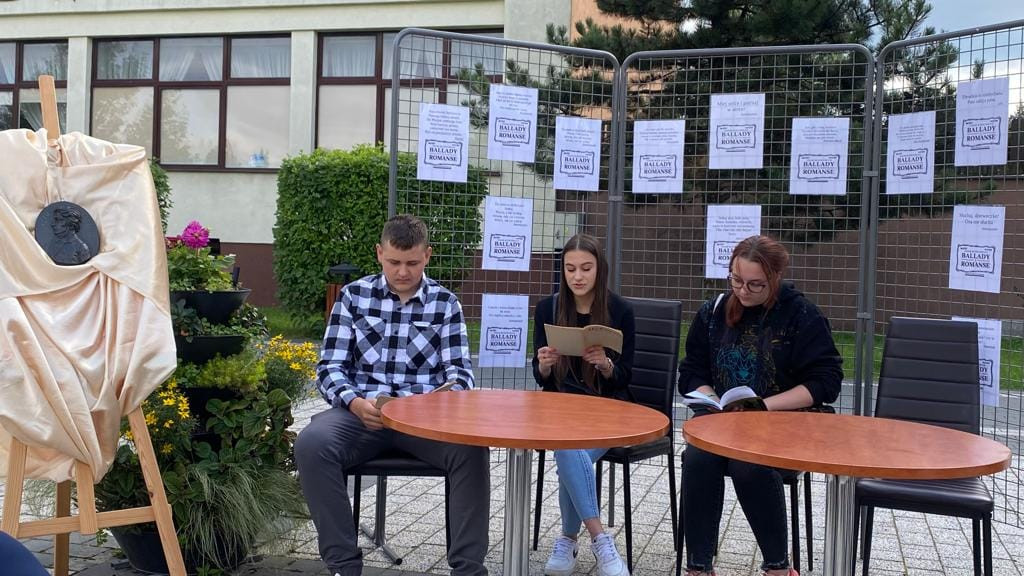 Narodowe Czytanie ballad Mickiewicza w Stąporkowie [zdjęcia]