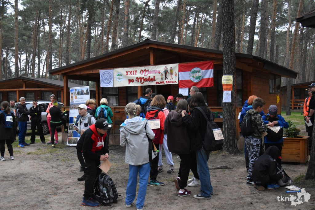 320 uczestników XXII Marszu po Medal [wideo, zdjęcia]