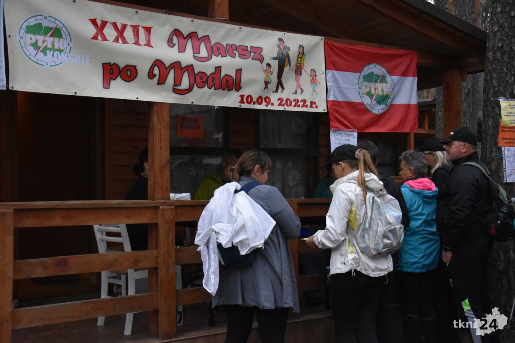 320 uczestników XXII Marszu po Medal [wideo, zdjęcia]