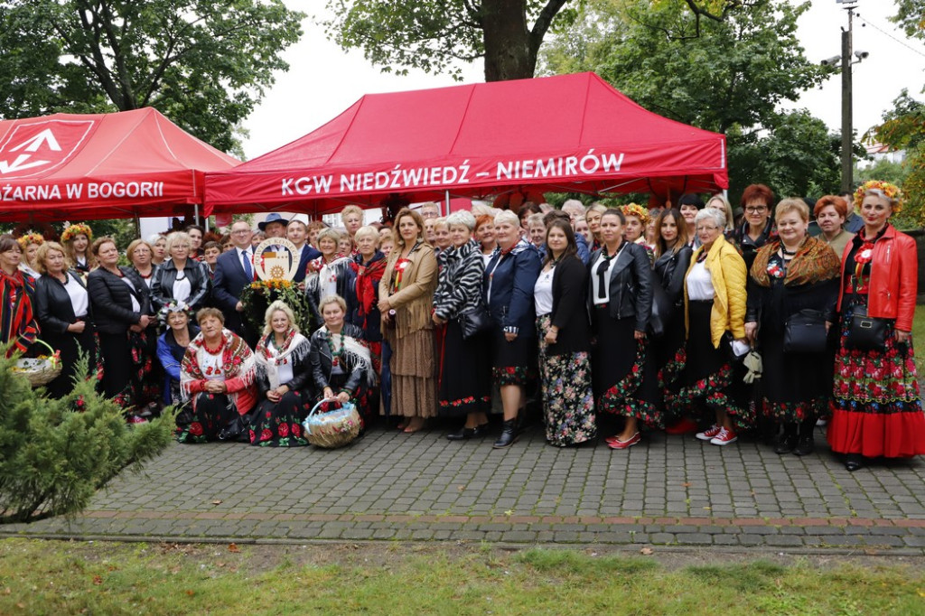 Konecki laur wyróżniony na wojewódzkich dożynkach w Bogorii