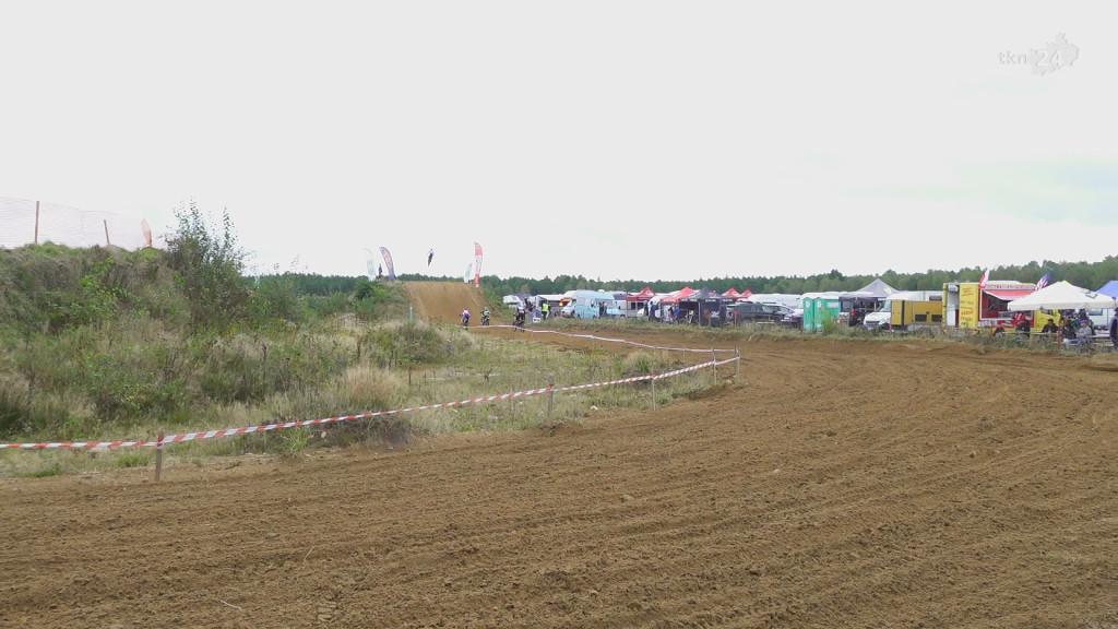 Ogólnopolskie mistrzostwa crossowe w gminie Końskie [wideo, zdjęcia]