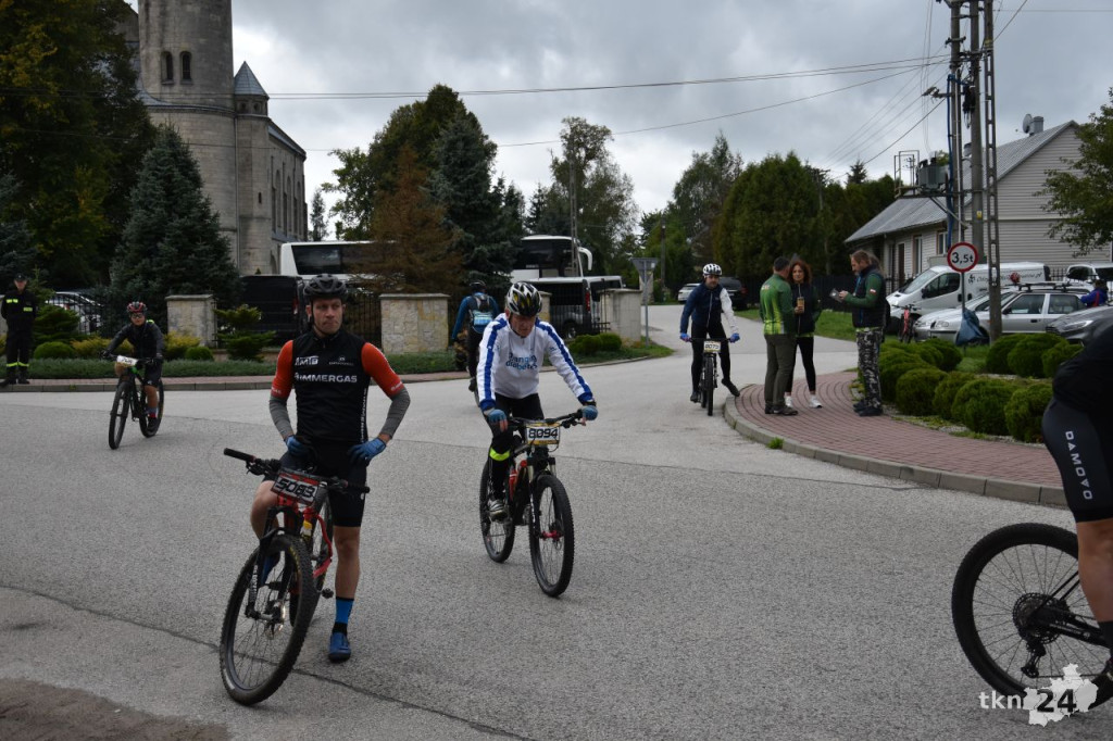 Blisko 250 uczestników MTBCrossMaraton w Miedzierzy [wideo, zdjęcia]