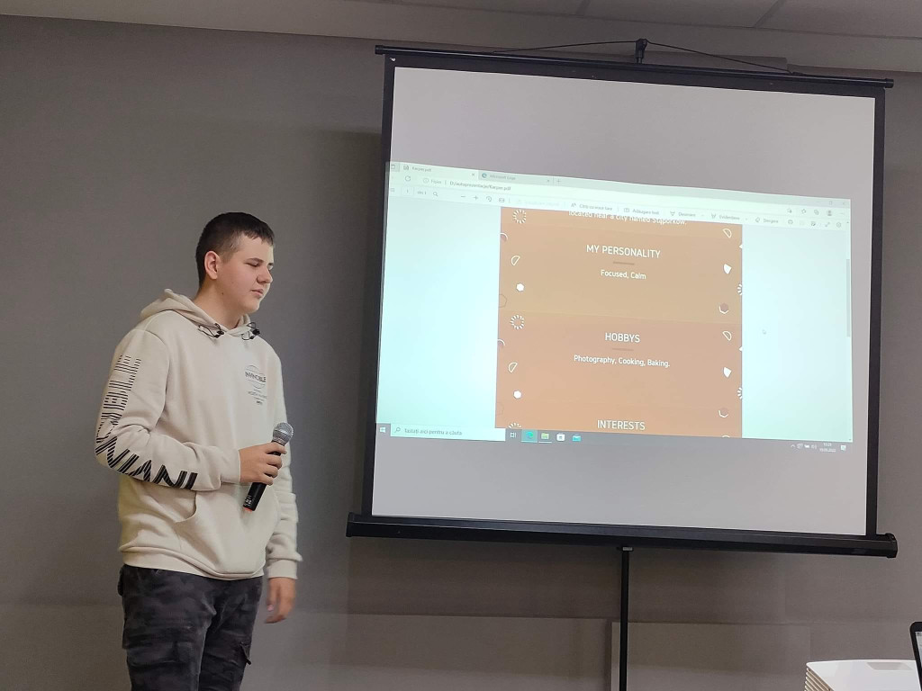Uczniowie ze Stąporkowa wyjechali do Rumunii. Kolejni ruszą do Grecji! [zdjęcia]