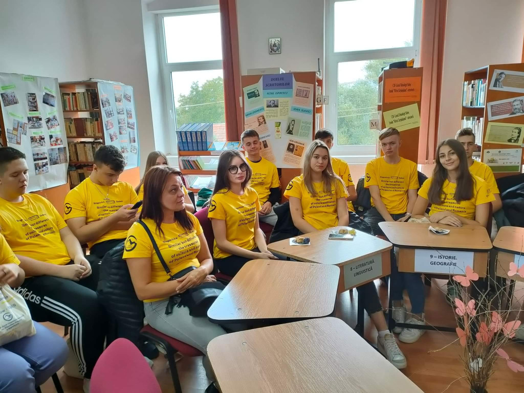 Uczniowie ze Stąporkowa wyjechali do Rumunii. Kolejni ruszą do Grecji! [zdjęcia]