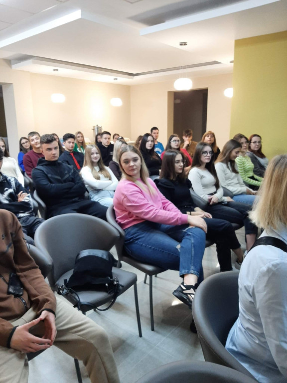 Uczniowie ze Stąporkowa wyjechali do Rumunii. Kolejni ruszą do Grecji! [zdjęcia]