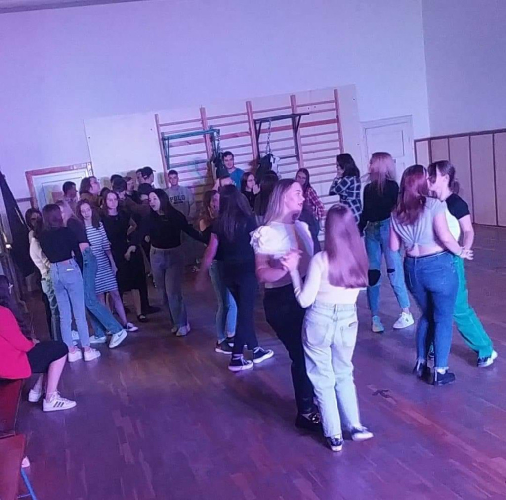 Uczniowie ze Stąporkowa wyjechali do Rumunii. Kolejni ruszą do Grecji! [zdjęcia]