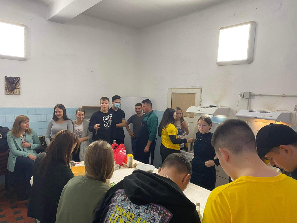 Uczniowie ze Stąporkowa wyjechali do Rumunii. Kolejni ruszą do Grecji! [zdjęcia]