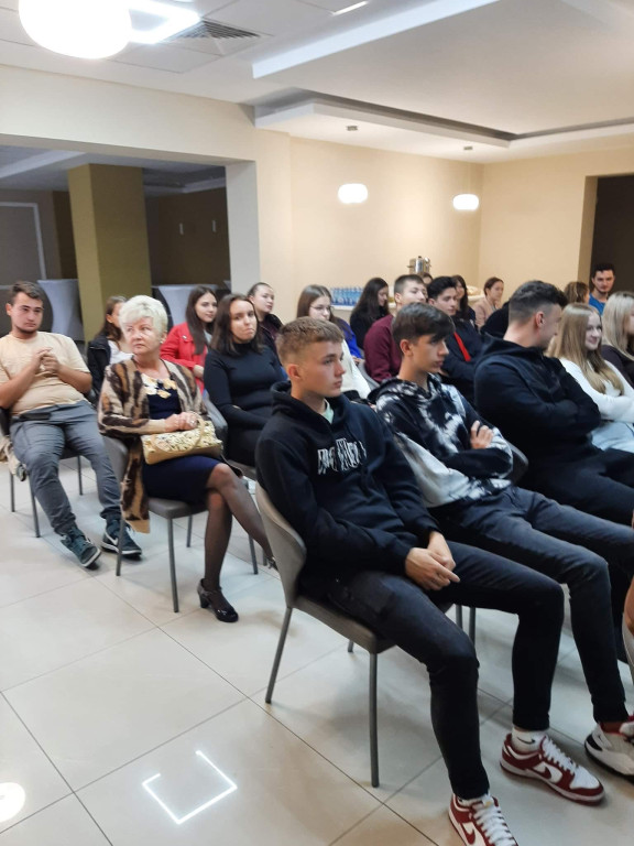 Uczniowie ze Stąporkowa wyjechali do Rumunii. Kolejni ruszą do Grecji! [zdjęcia]