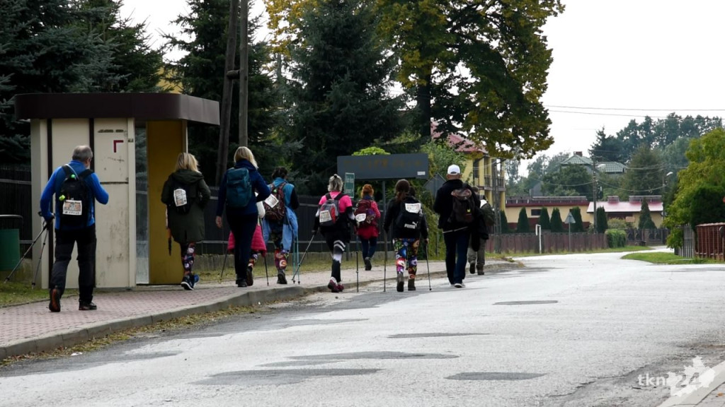 Ponad stu uczestników na rajdzie z Afryki do Kozowa [wideo, zdjęcia]
