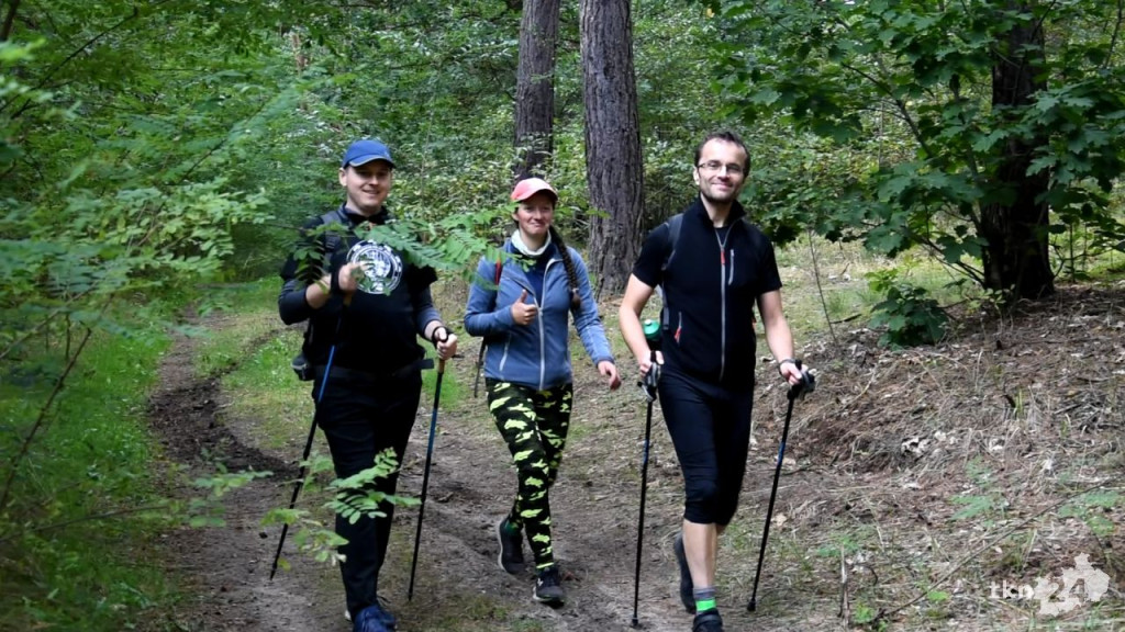 Ponad stu uczestników na rajdzie z Afryki do Kozowa [wideo, zdjęcia]