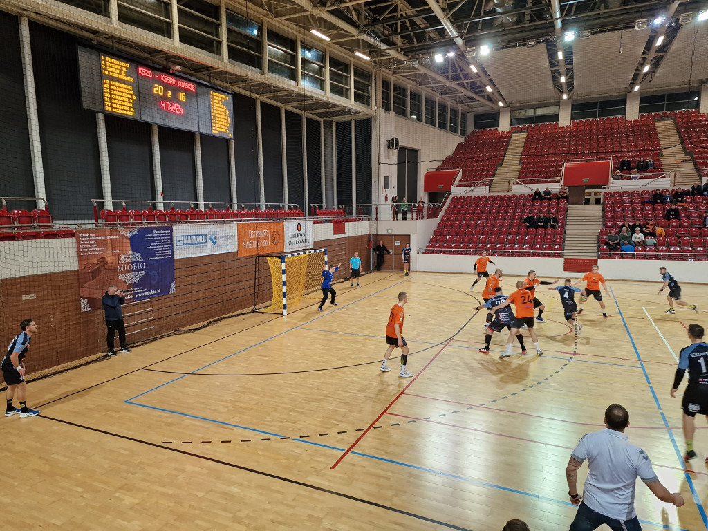 Fantastyczne KSSPR wygrywa derby województwa! [zdjęcia]