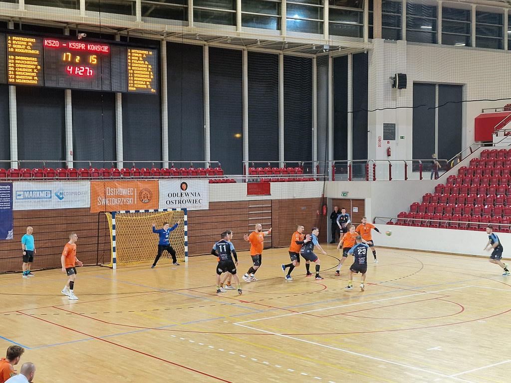 Fantastyczne KSSPR wygrywa derby województwa! [zdjęcia]
