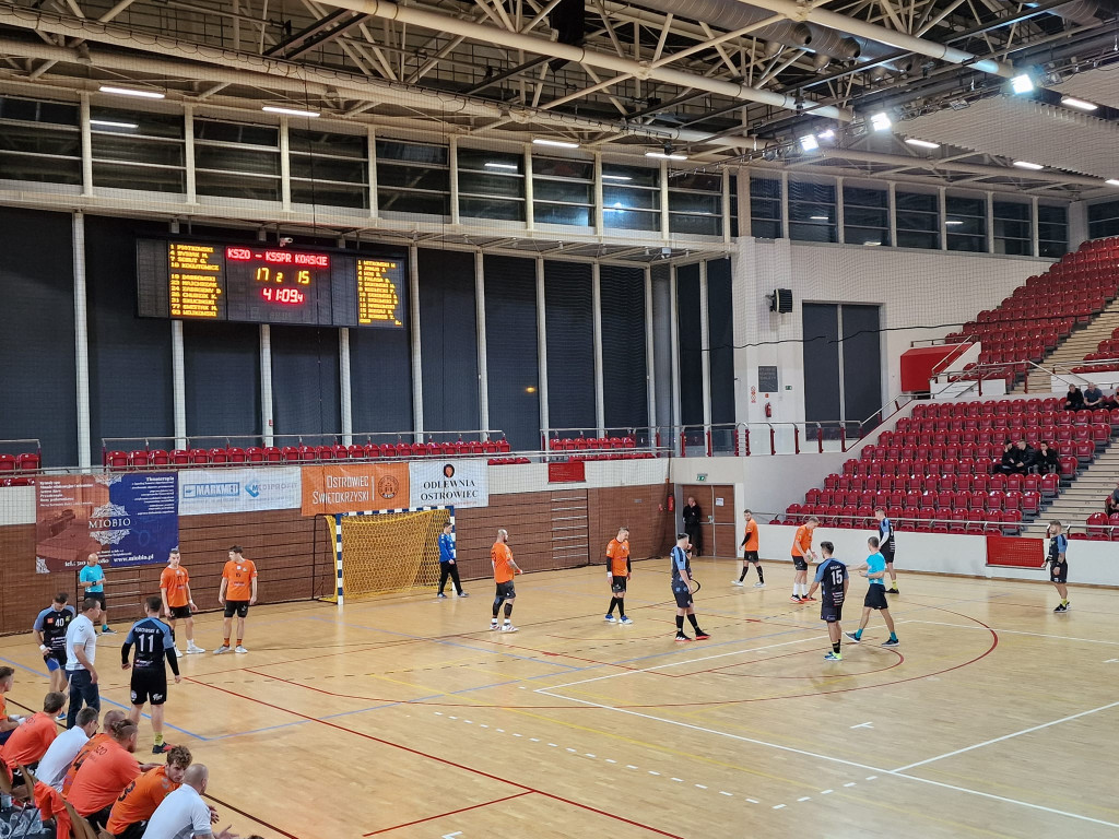 Fantastyczne KSSPR wygrywa derby województwa! [zdjęcia]