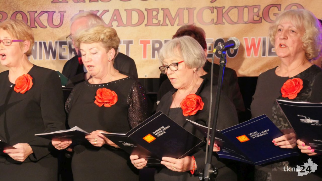 Seniorzy zainaugurowali nowy rok akademicki [fotogaleria]