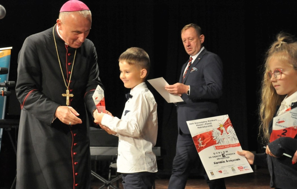 Sukces Zespołu Pasja w finale konkursu piosenki patriotycznej [zdjęcia]