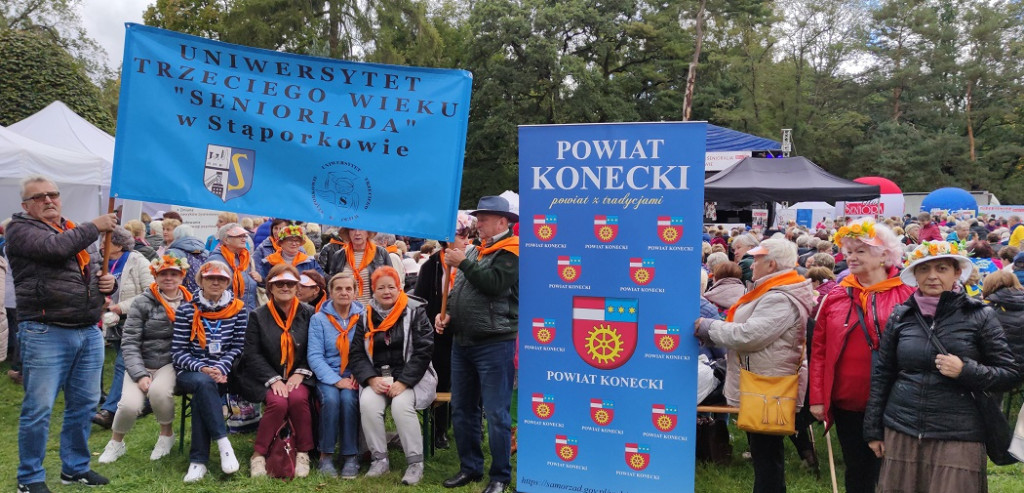 Uniwersytet Trzeciego Wieku ze Stąporkowa zainaugurował rok akademicki aż w Krakowie [zdjęcia]
