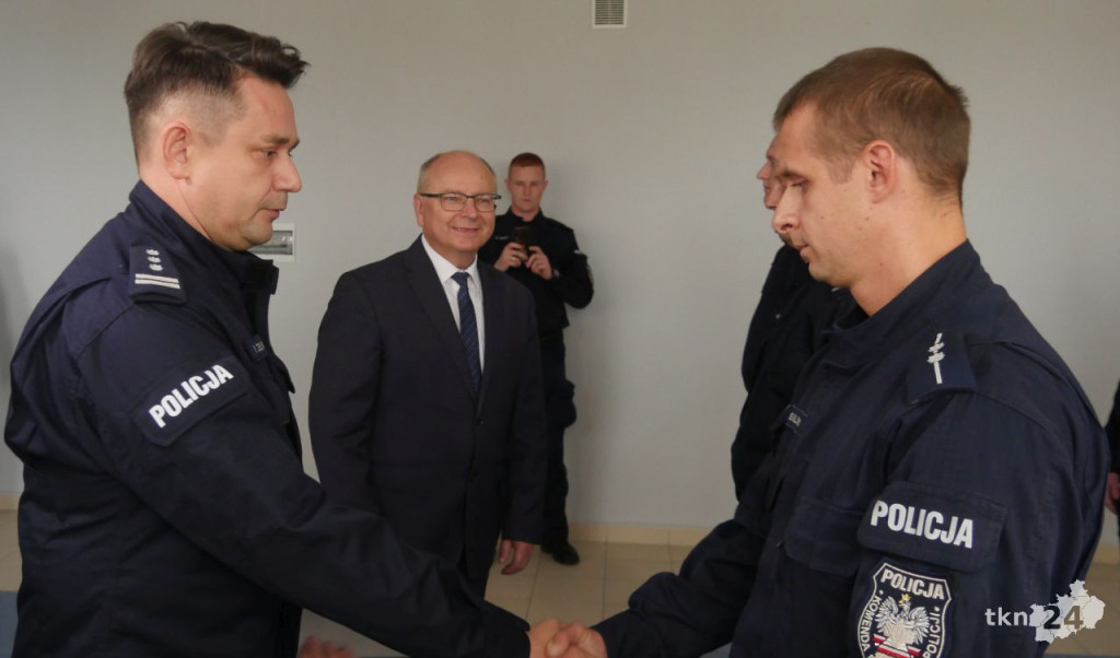 Końskie: Gmina wspiera komendę policji za środki z koncesji alkoholowych [wideo, zdjęcia]