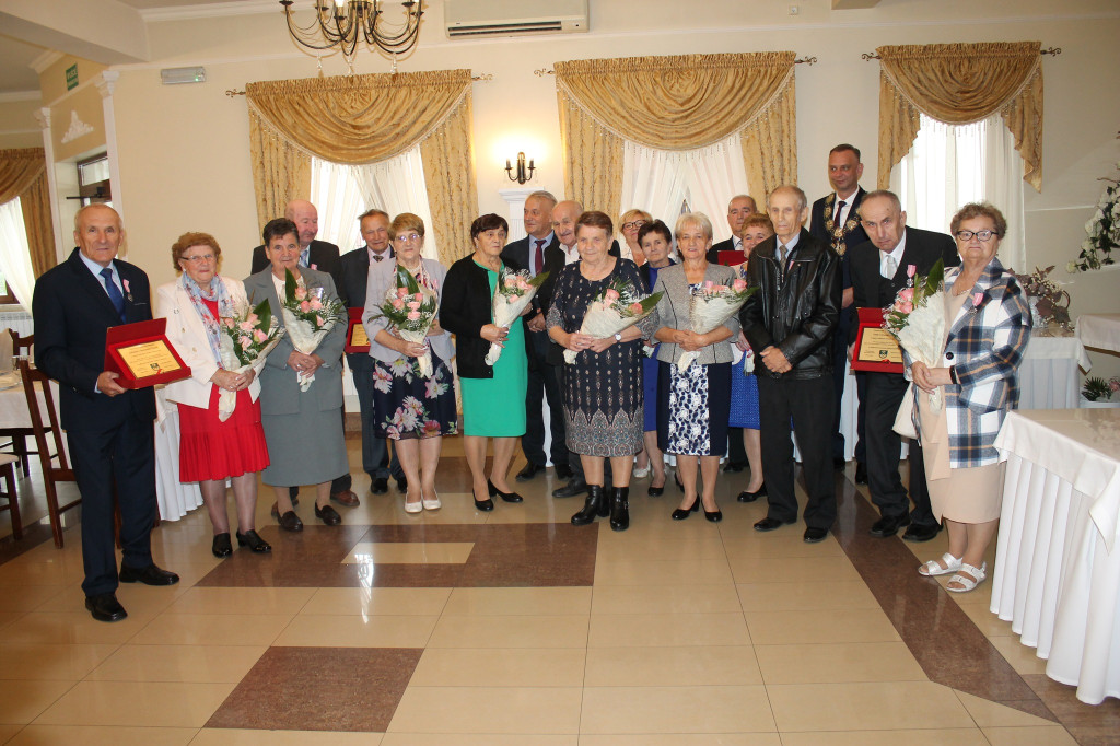 50-ciu wspólnych lat razem gratulowano 10 parom z gminy Smyków [zdjęcia]