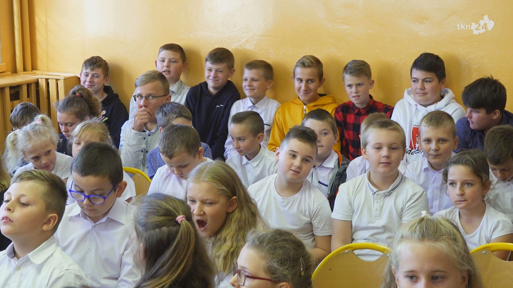 Dzień Nauczyciela 2022 w gminie Radoszyce. Ruszają budowy hal sportowych w Wilczkowicach i Górnikach [wideo, zdjęcia]