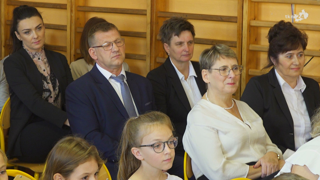 Dzień Nauczyciela 2022 w gminie Radoszyce. Ruszają budowy hal sportowych w Wilczkowicach i Górnikach [wideo, zdjęcia]