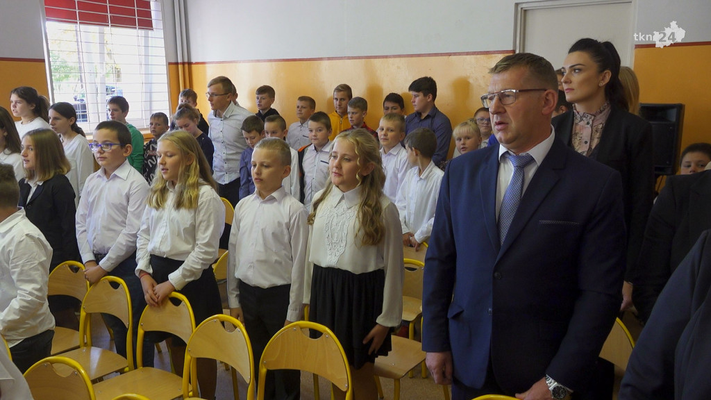 Dzień Nauczyciela 2022 w gminie Radoszyce. Ruszają budowy hal sportowych w Wilczkowicach i Górnikach [wideo, zdjęcia]