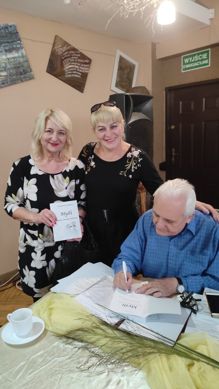 XII Warsztaty Literackie w Stąporkowie zaowocowały wspólnym almanachem. Premiera była niedawno [zdjęcia]