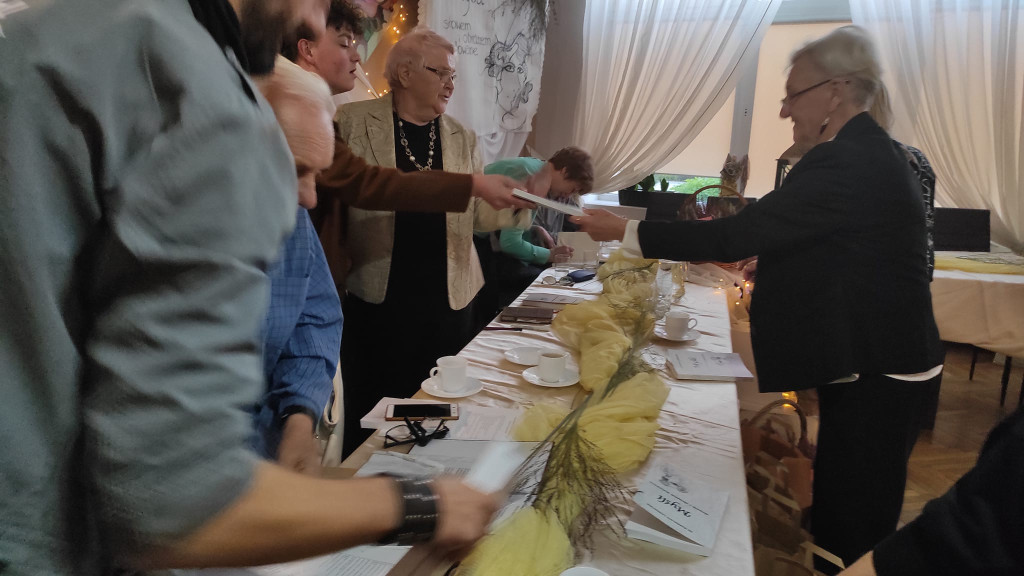 XII Warsztaty Literackie w Stąporkowie zaowocowały wspólnym almanachem. Premiera była niedawno [zdjęcia]