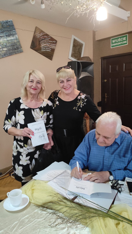 XII Warsztaty Literackie w Stąporkowie zaowocowały wspólnym almanachem. Premiera była niedawno [zdjęcia]