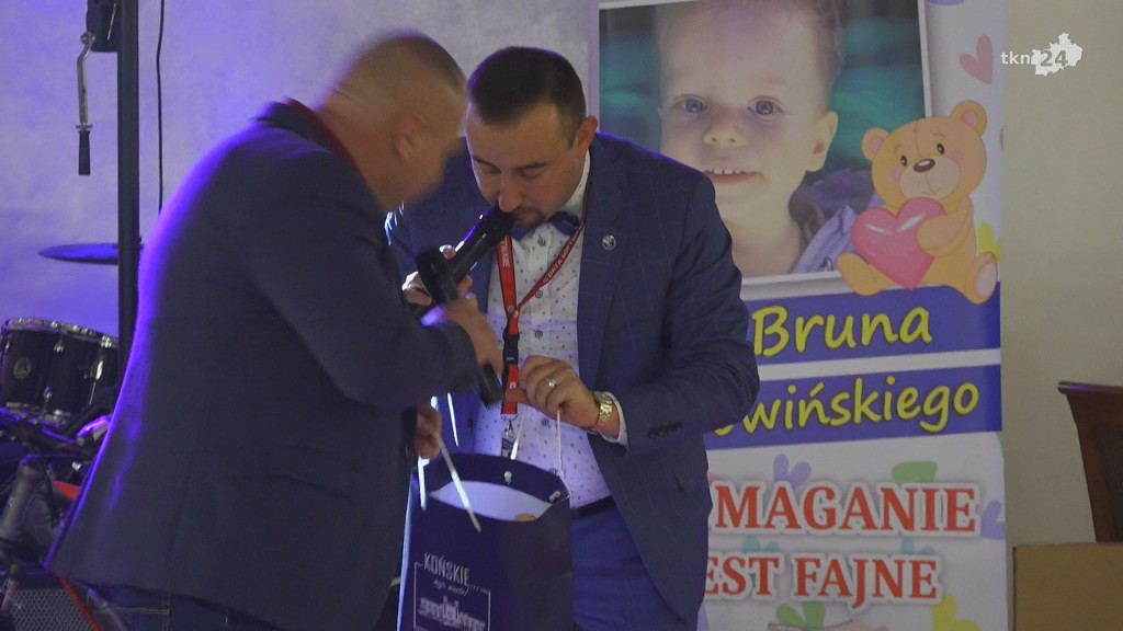 Moc pomocy dla Bruna. Wielka frekwencja w Astorii i koncert Hush Cookie [wideo, zdjęcia]
