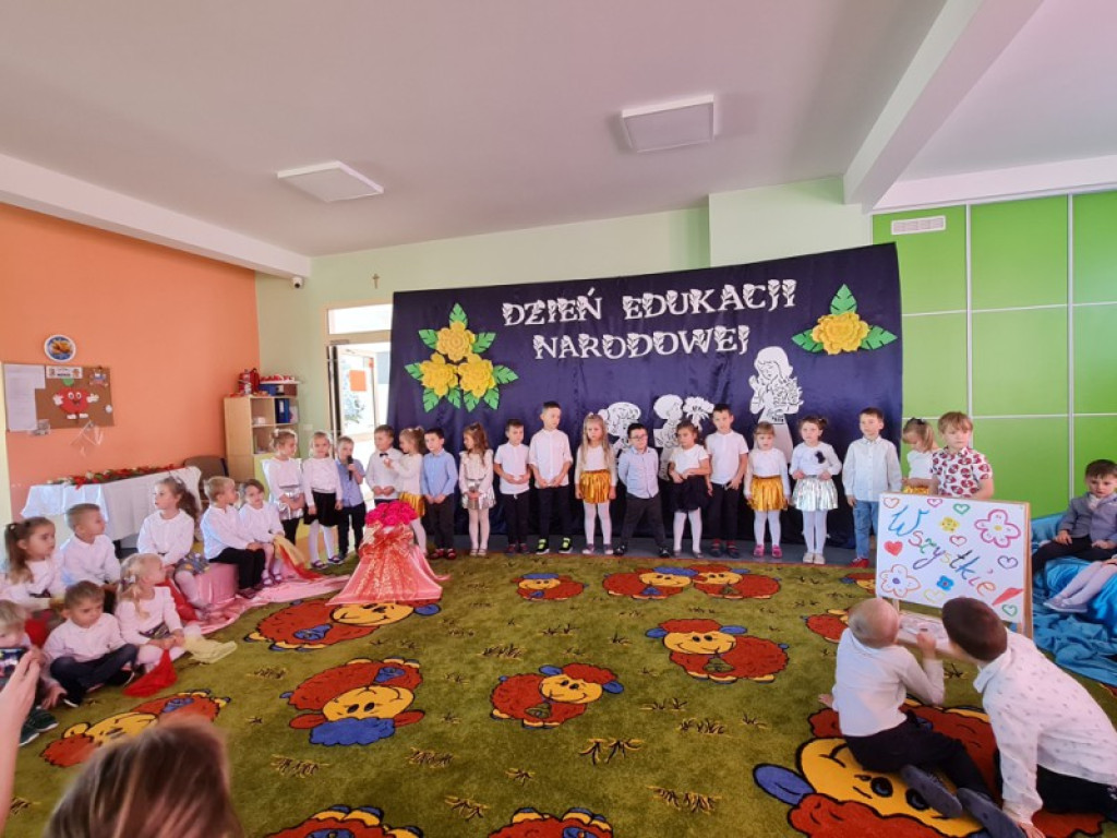Przedszkolaki ze Smykowa świętowały Dzień Komisji Edukacji [zdjęcia]