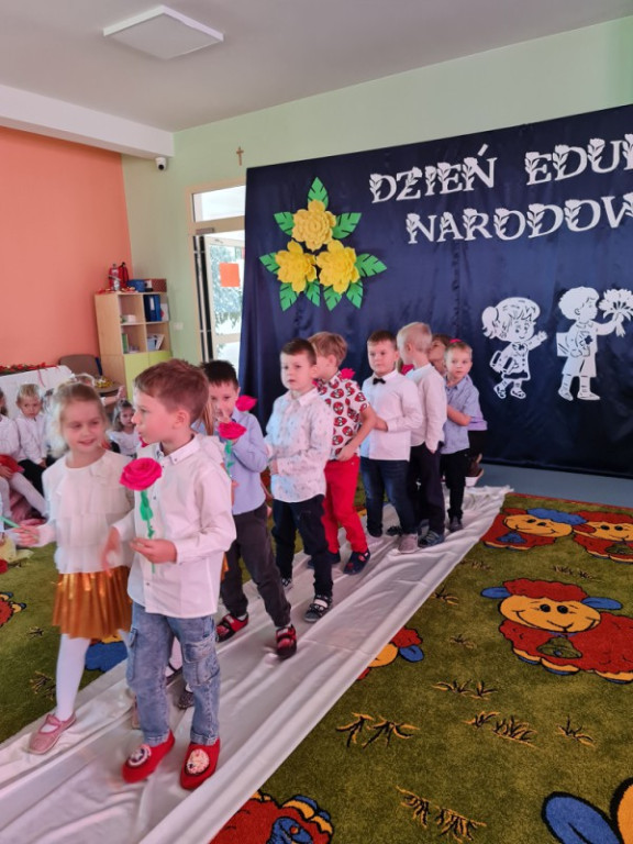 Przedszkolaki ze Smykowa świętowały Dzień Komisji Edukacji [zdjęcia]