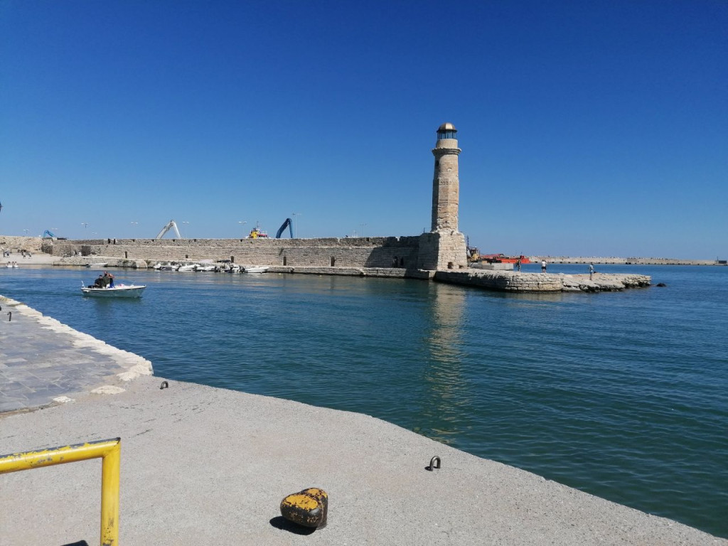 Kierunek Kreta. Informatycy i Logistycy z 